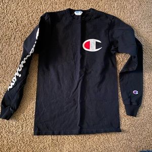 Men’s Champion long sleeve tee